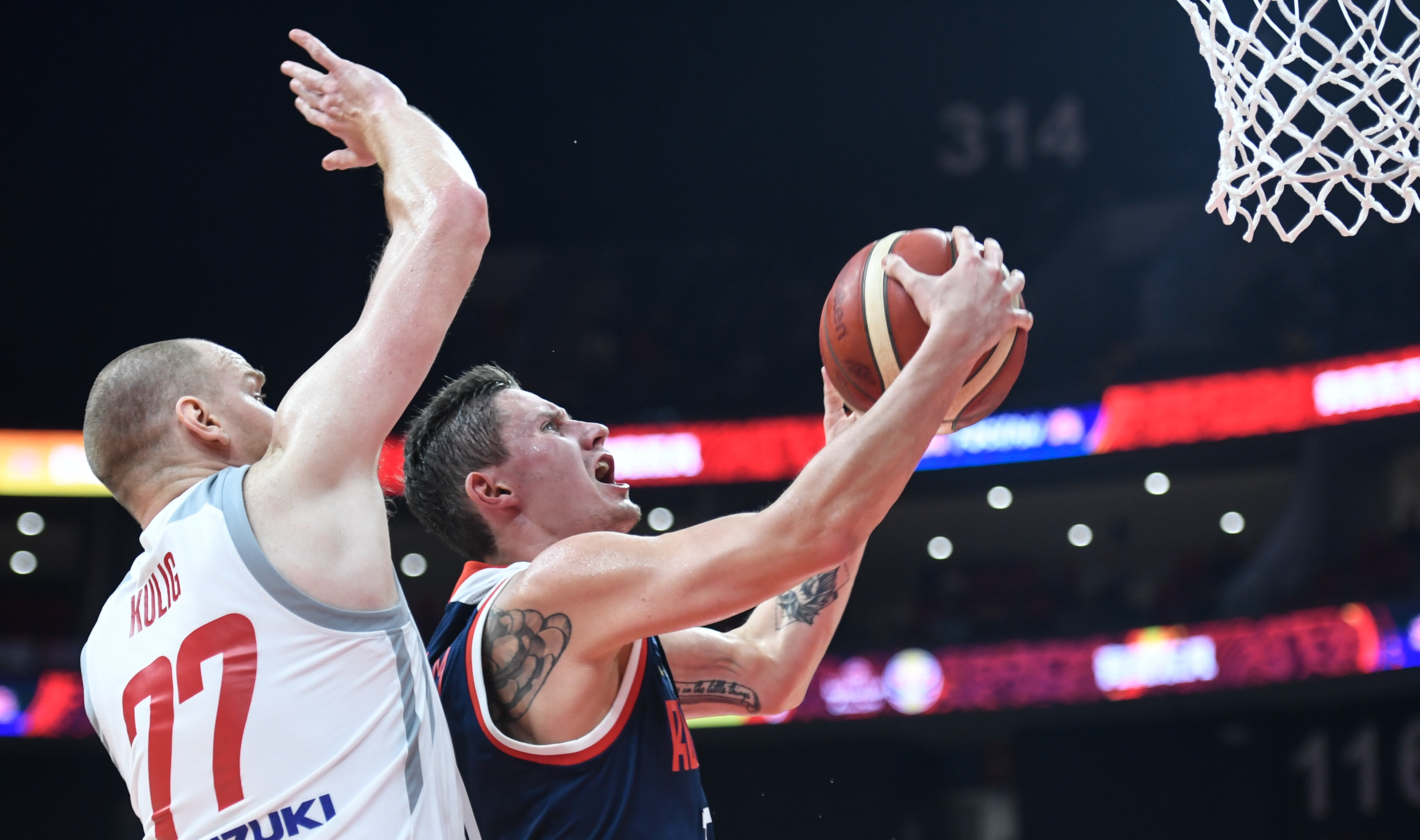 阿根廷水球队团结一致奏凯！，稳步上升的简单介绍