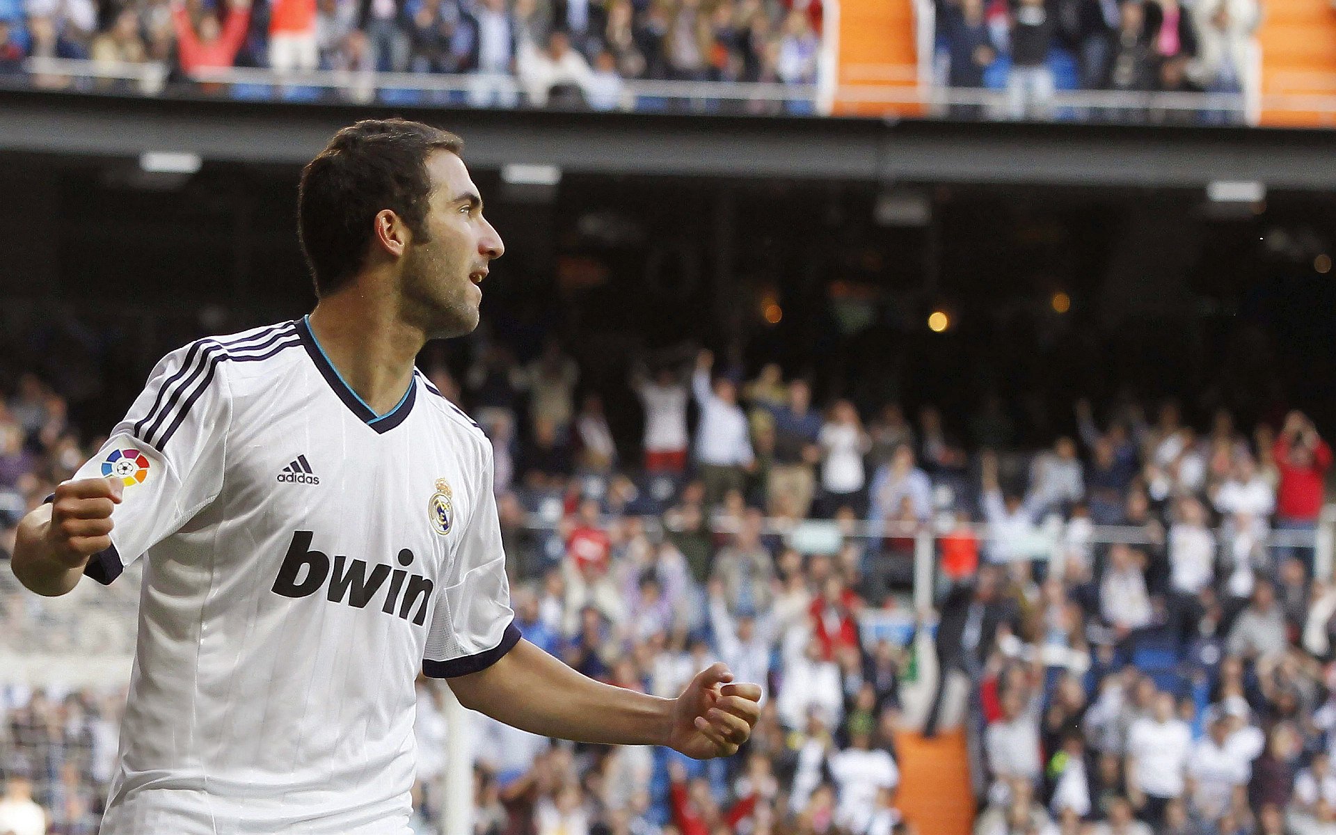 天神下凡!锡安暴力美学统治攻防,公牛上海行变个人表演秀